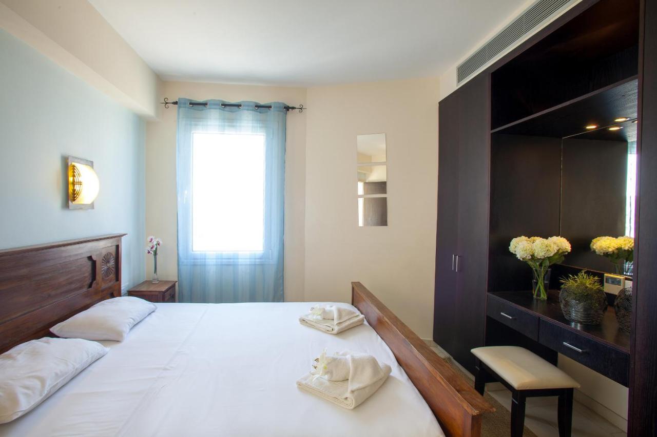 Protaras Seafront Villa Infinte Aretousa ภายนอก รูปภาพ