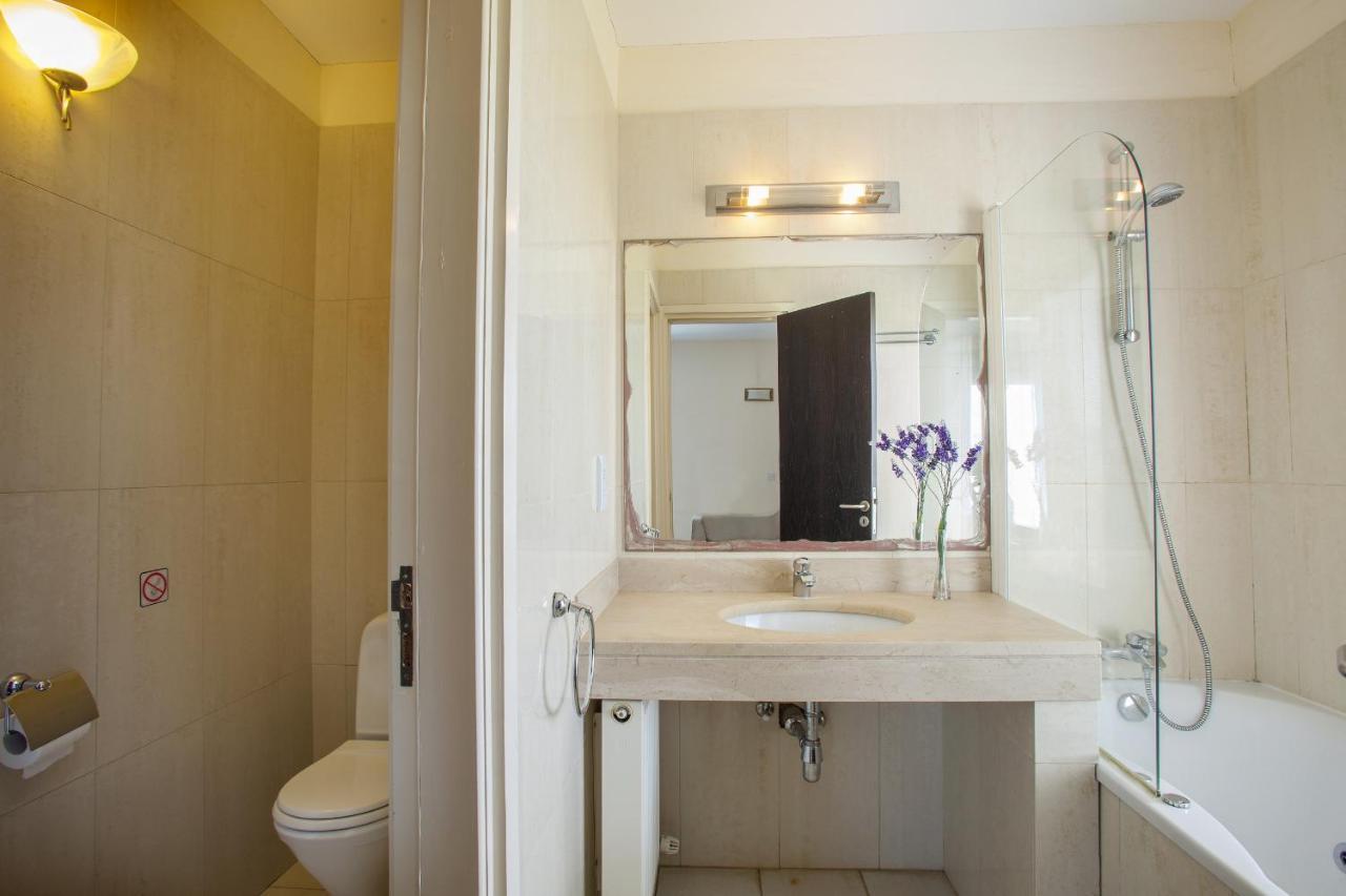 Protaras Seafront Villa Infinte Aretousa ภายนอก รูปภาพ