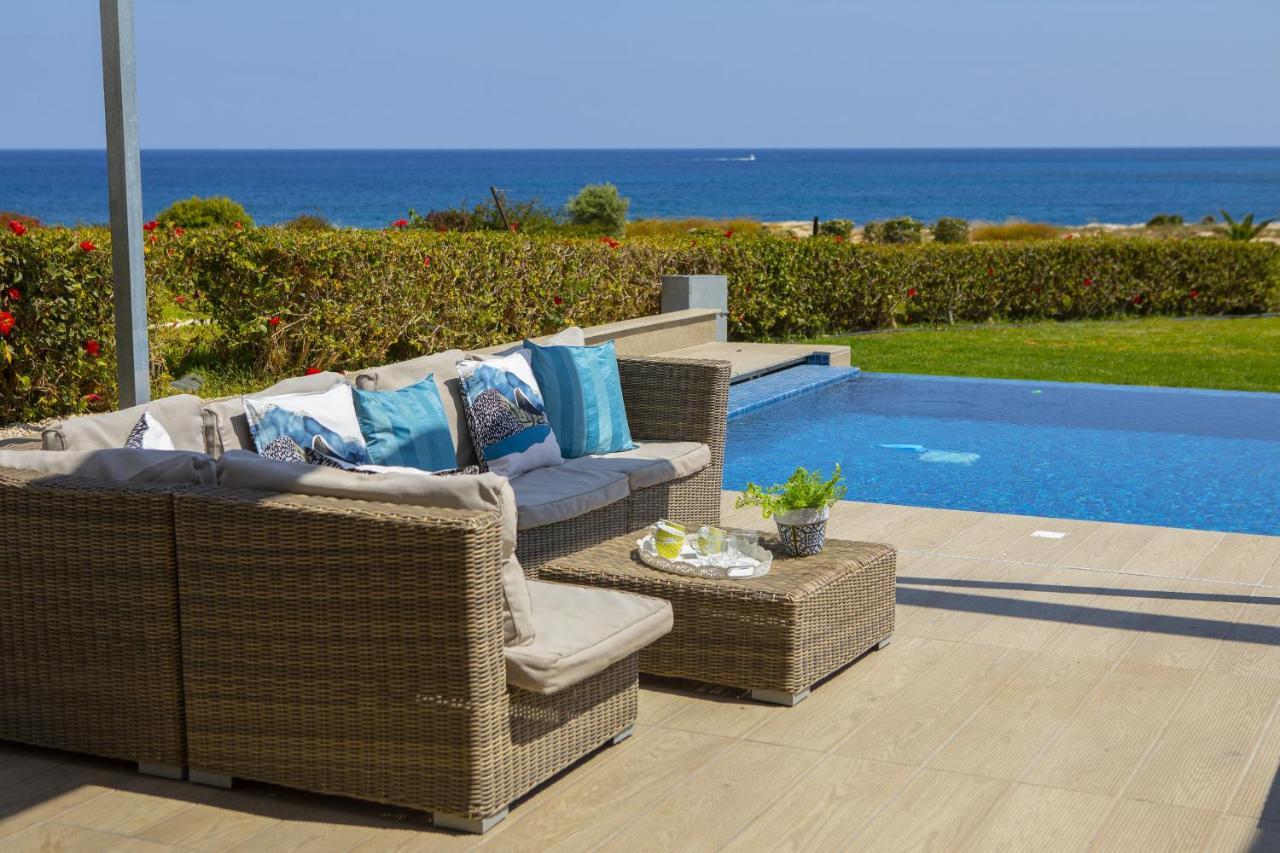 Protaras Seafront Villa Infinte Aretousa ภายนอก รูปภาพ