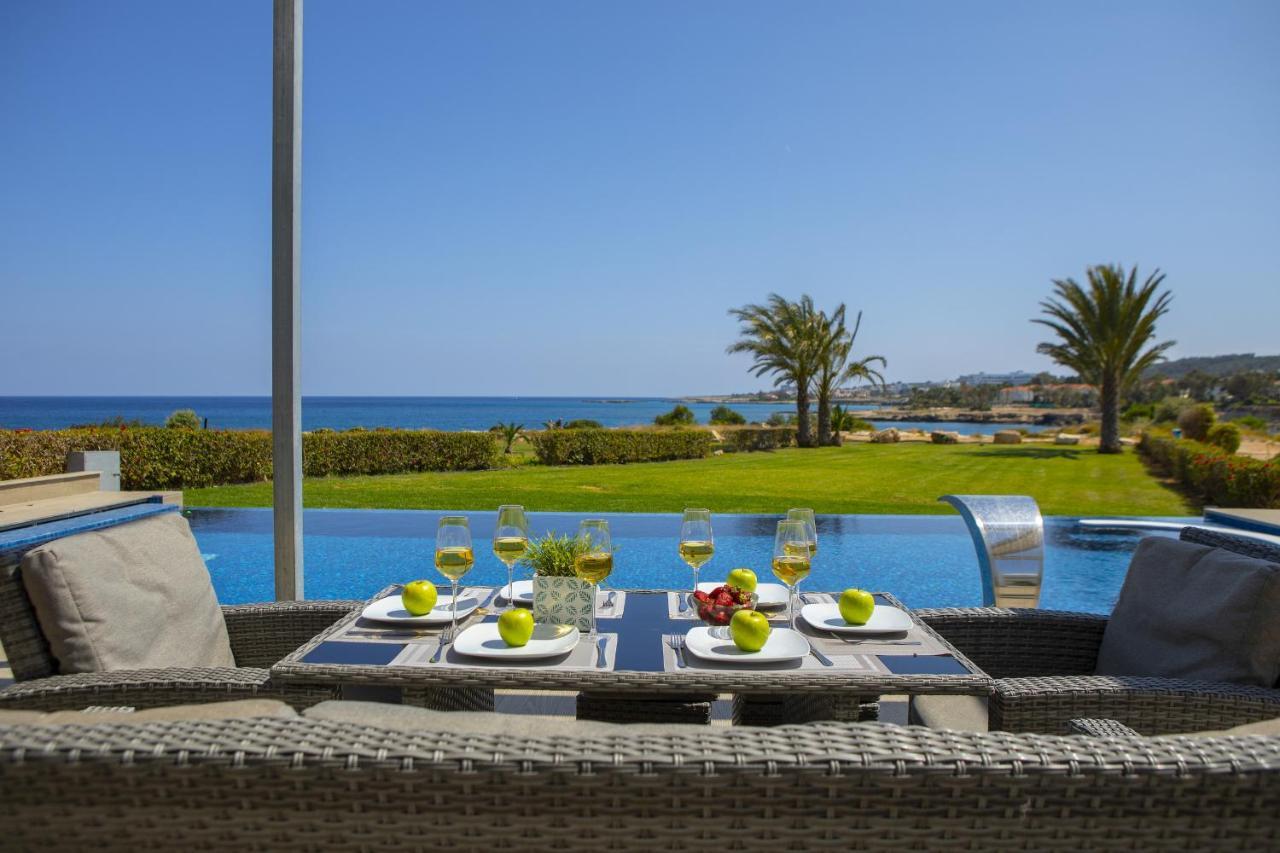 Protaras Seafront Villa Infinte Aretousa ภายนอก รูปภาพ