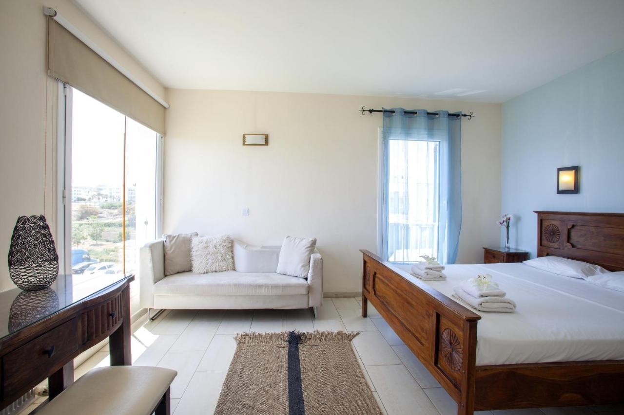 Protaras Seafront Villa Infinte Aretousa ภายนอก รูปภาพ